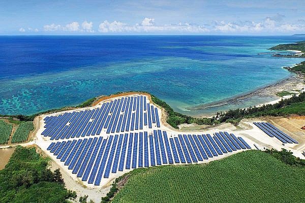 Solarpark Miyakojima (JP)