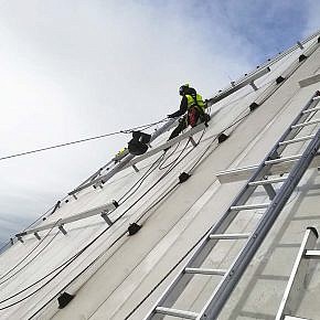 Montagearbeiten in großer Höhe